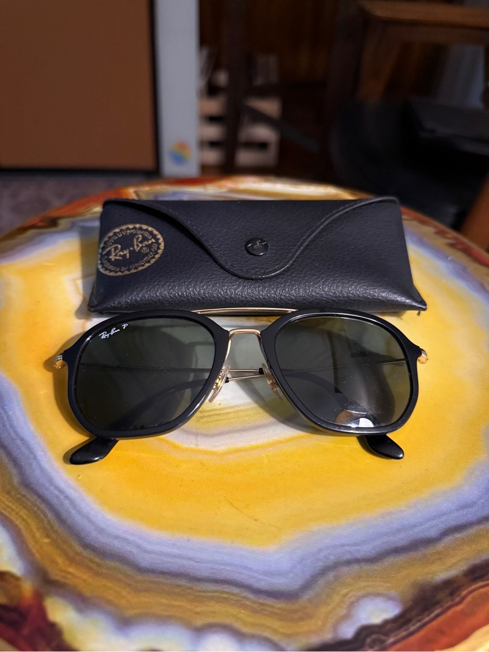 Ray-Ban Black and Gold Sunglasses with Dark Green Lenses